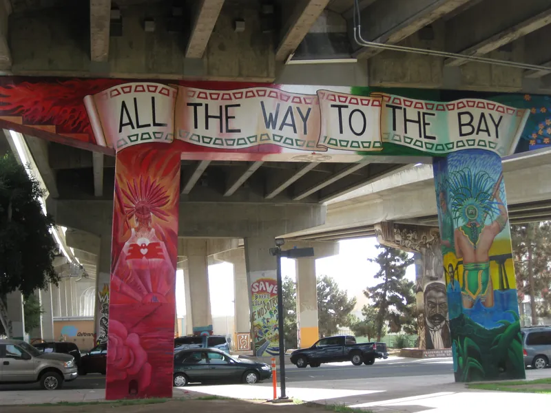 Mural in Chicano Park, San Diego stating "All the way to the Bay"