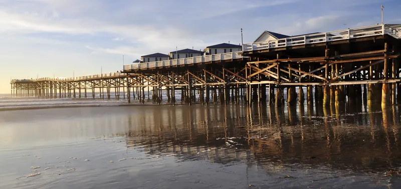 Crystal Pier History and Photography