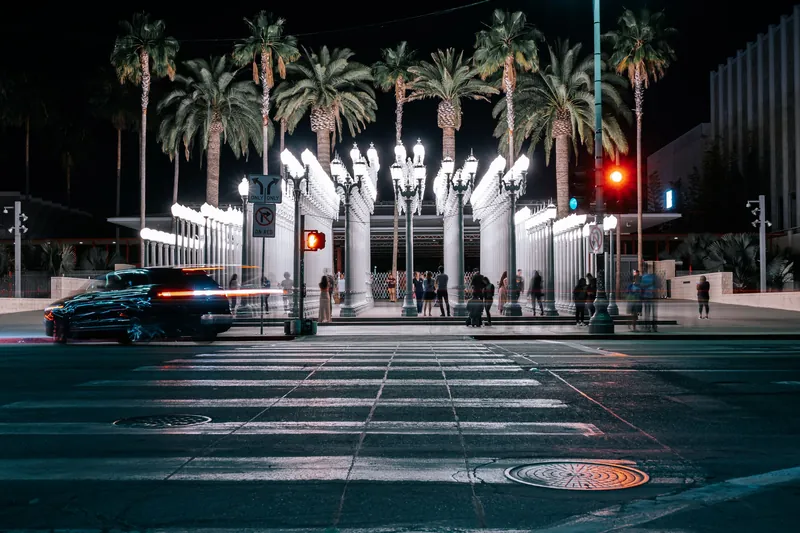 Chris Burden's Streetlamp Installation at LACMA