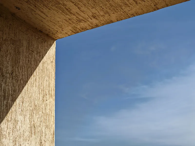 Salk Institute's Architectural Design and History