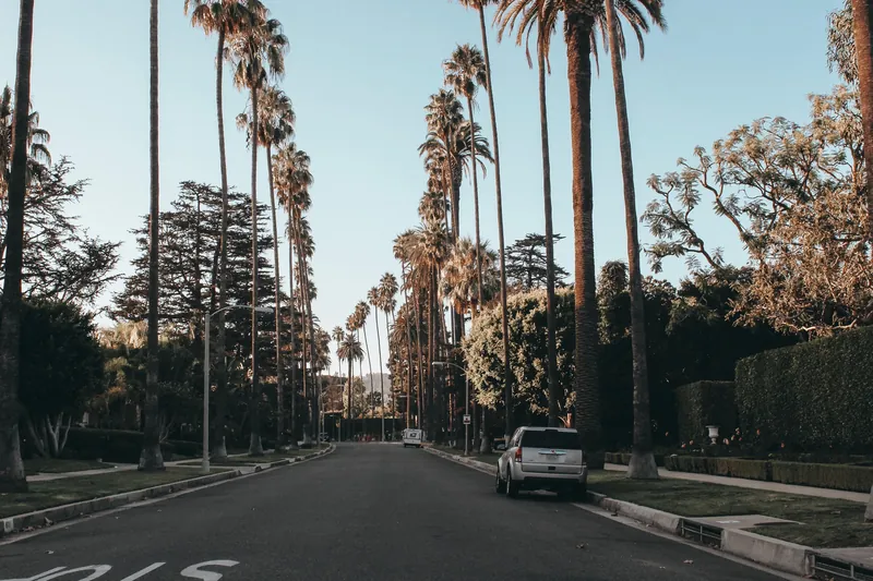 Historic Hotel's Hollywood Legacy and Renovation