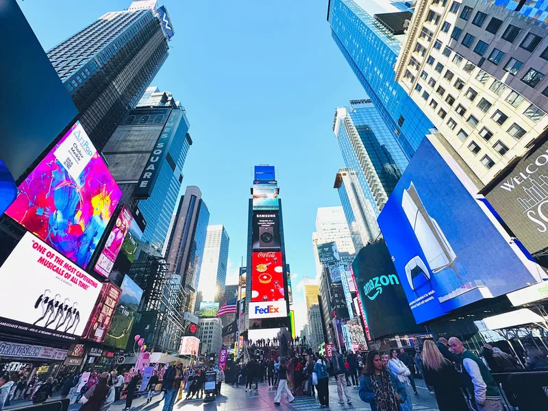 History of Times Square's Iconic Features